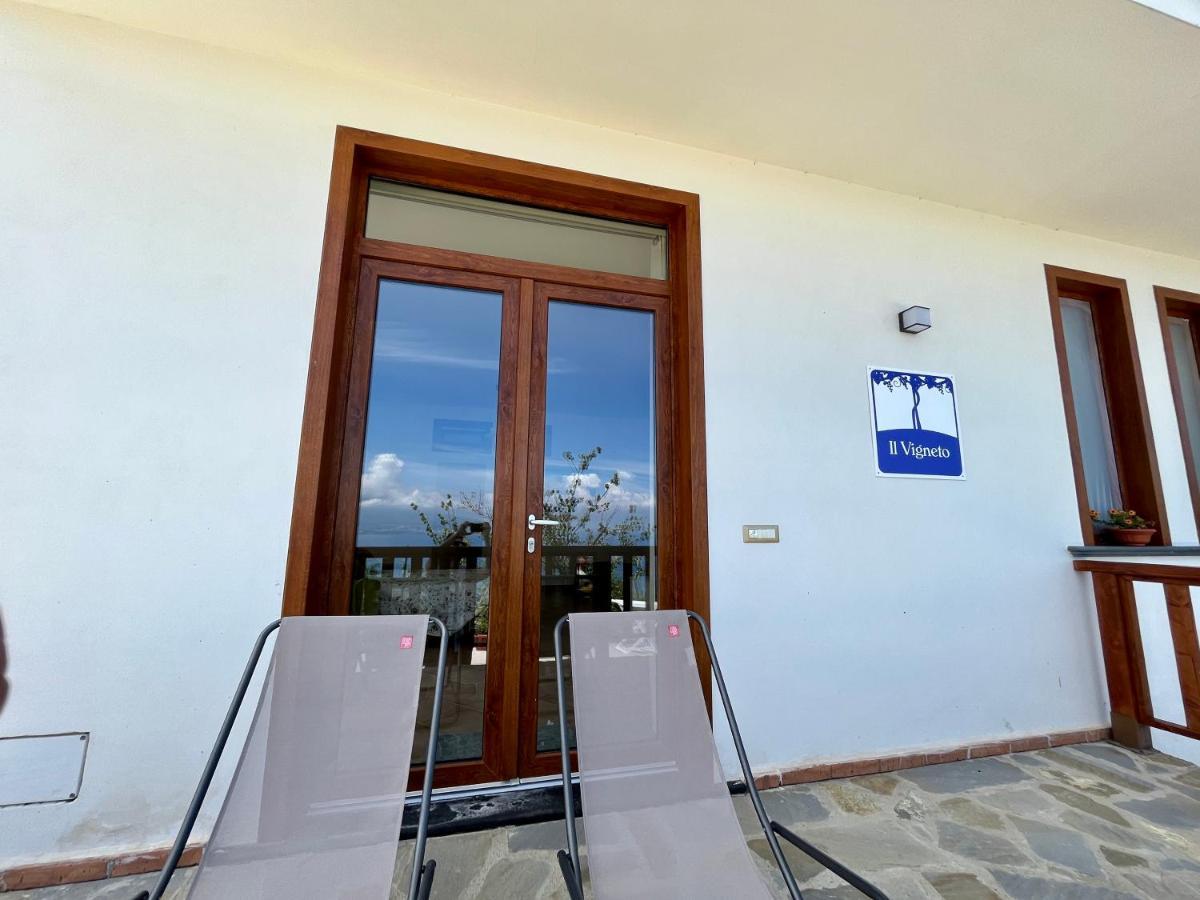 הוילה ויקו אקוונסה La Badia Montechiaro - Breathtaking View Of Sorrento Coast מראה חיצוני תמונה
